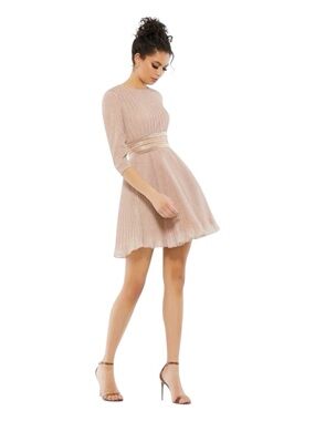 MAC DUGGAL Shimmering Pink Champagne Mini Dress w/Pleated Ruffle Bottom, Size 2.